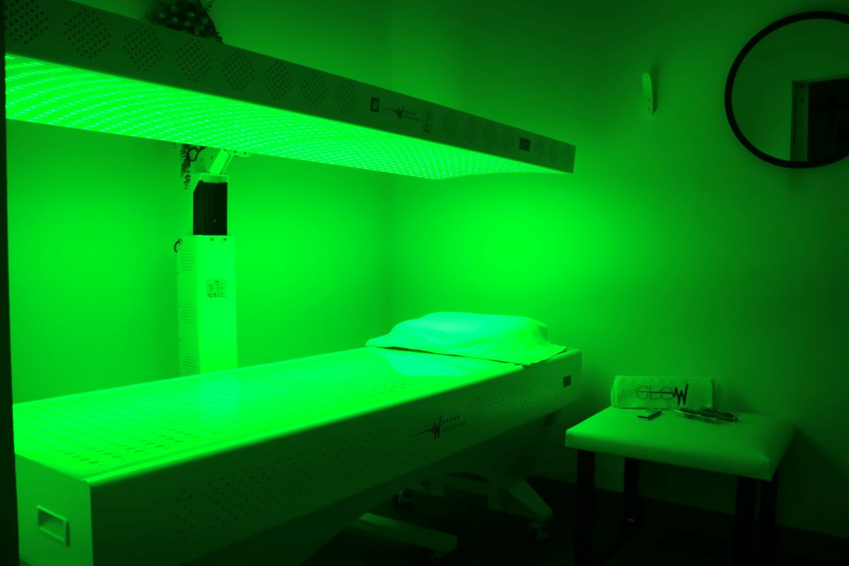 Intro - Light Therapy Bed (Red, Blue, or Green)